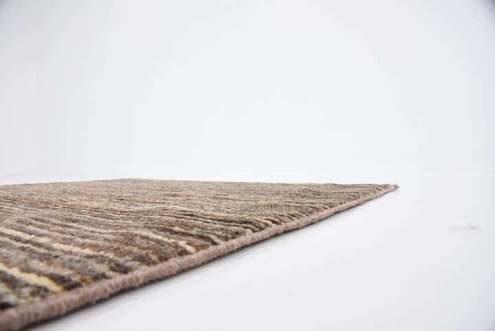 2' 6 x 9' 8 Modern Ziegler Runner Rug