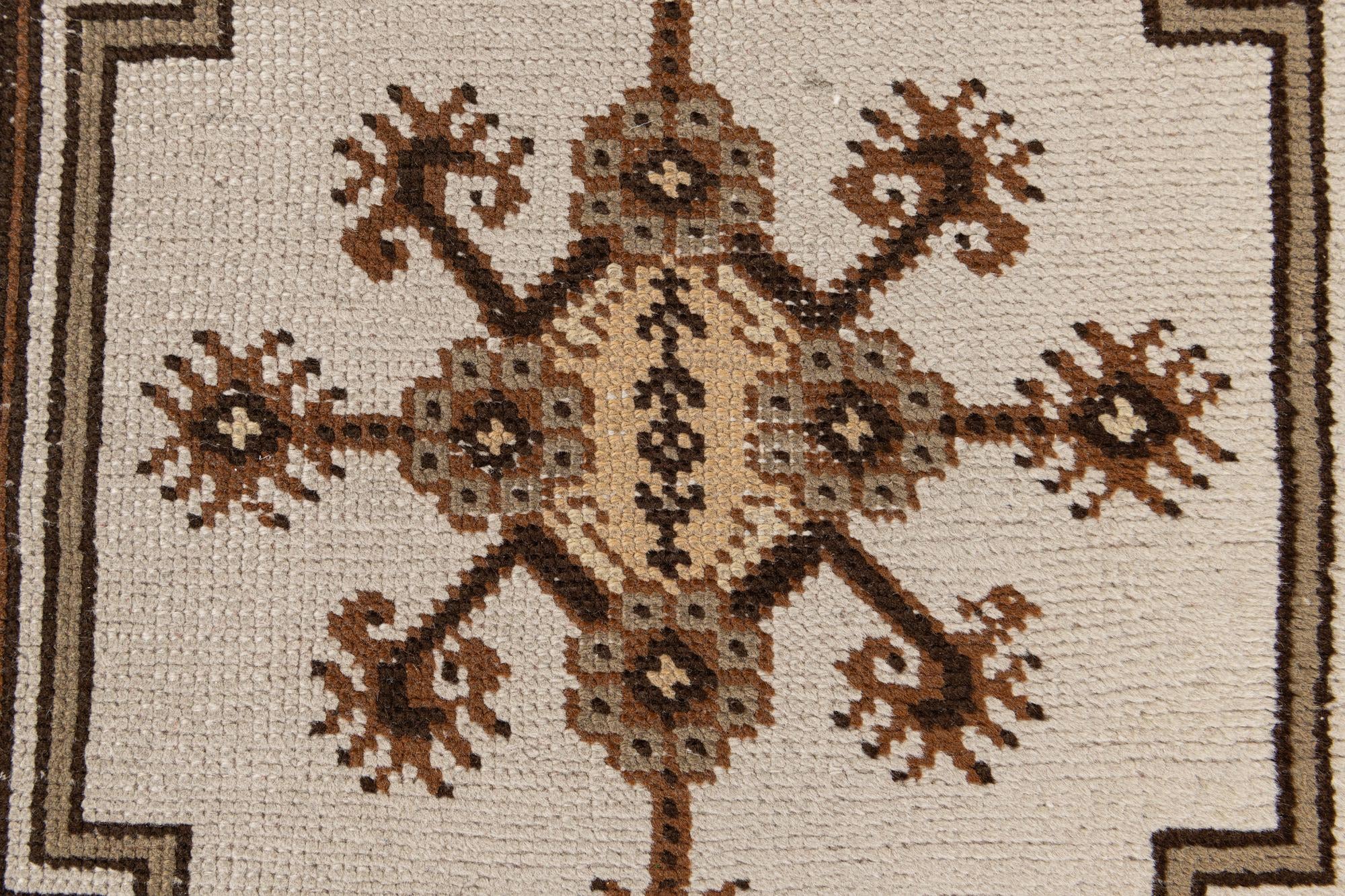 2' 10 x 9' 9 Hand Knotted Moroccan Wool Runner Rug