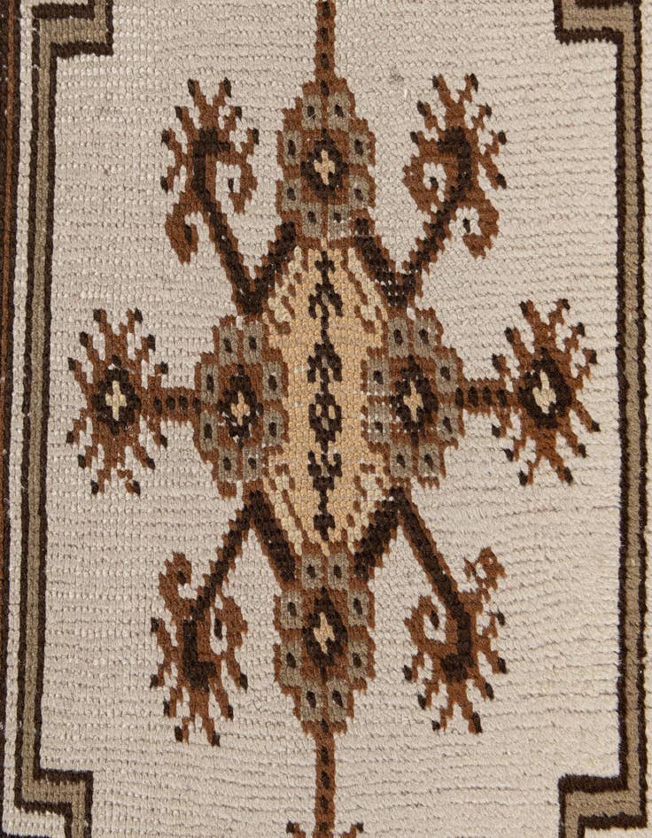 Detail image of 2' 10 x 9' 9  Hand Knotted Moroccan Wool Runner Rug