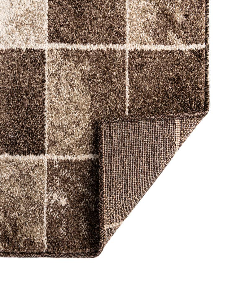 Detail image of 2' 7 x 10' Savannah Runner Rug