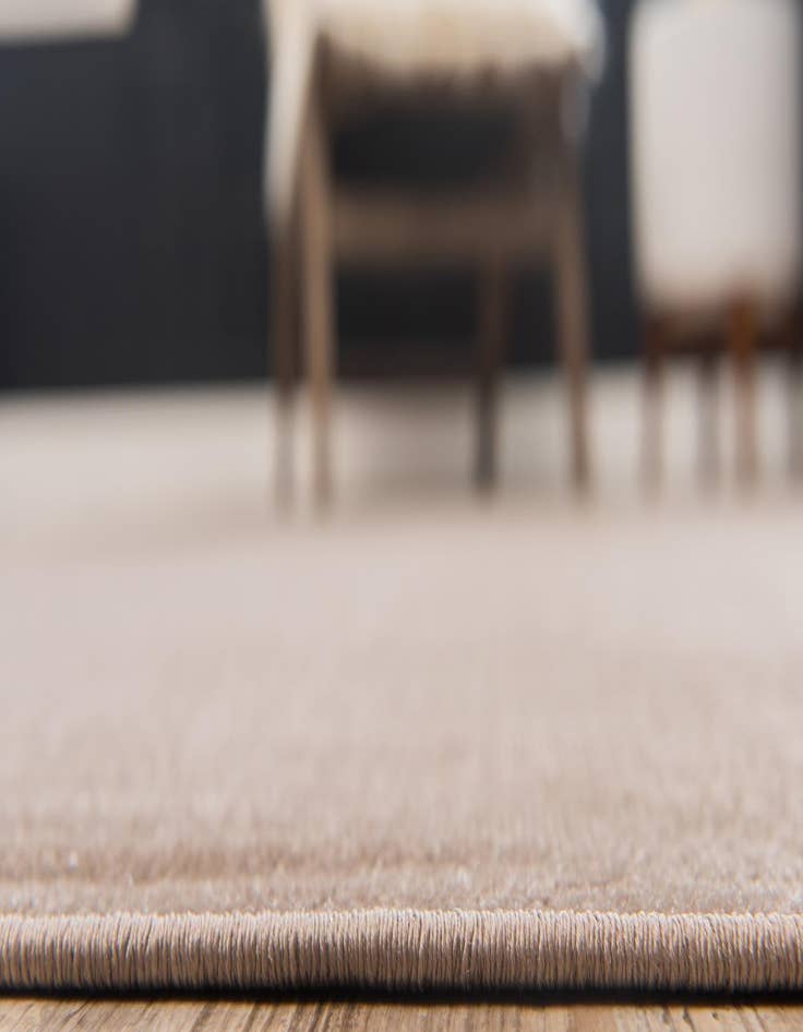 Detail image of 2' 9 x 9' 10 SoHo Runner Rug