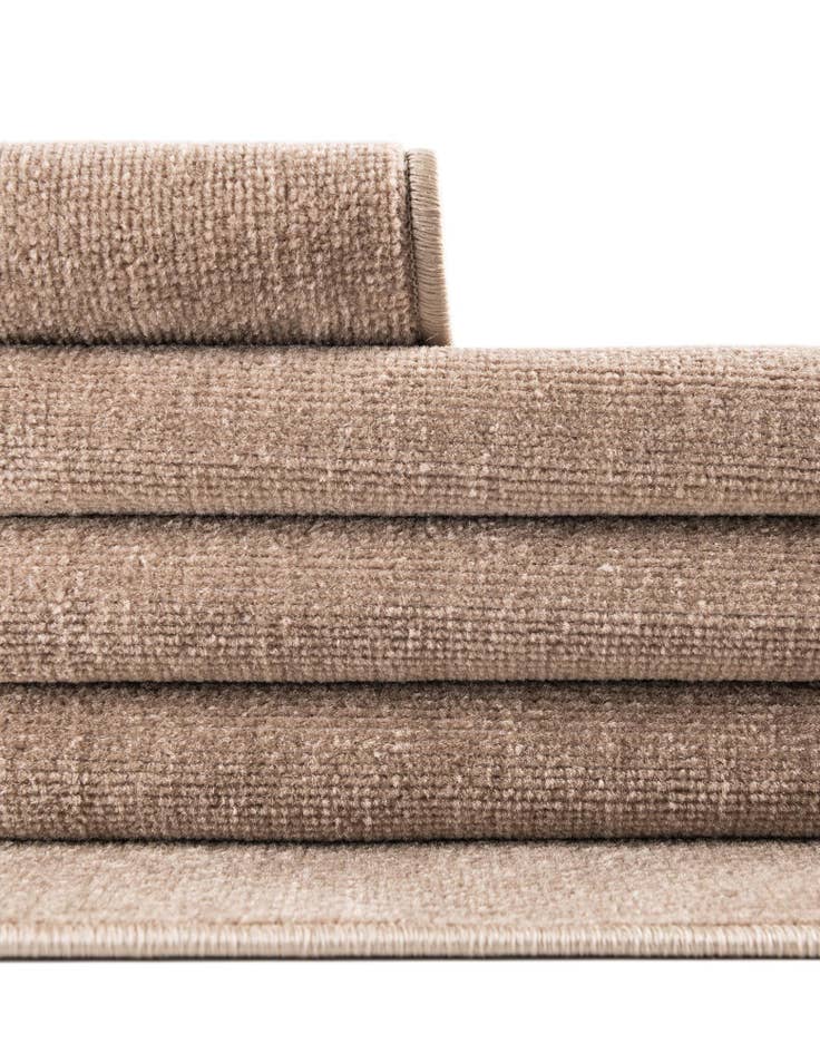 Detail image of 2' 9 x 9' 10 SoHo Runner Rug