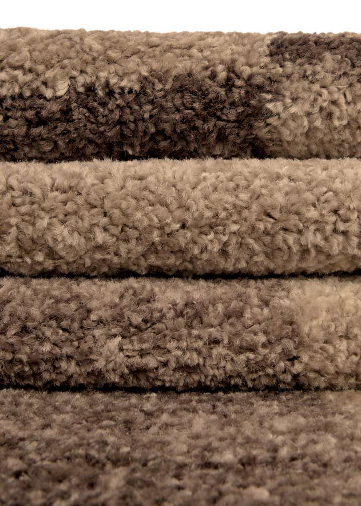 7' 10 x 7' 10 Equinox Square Rug