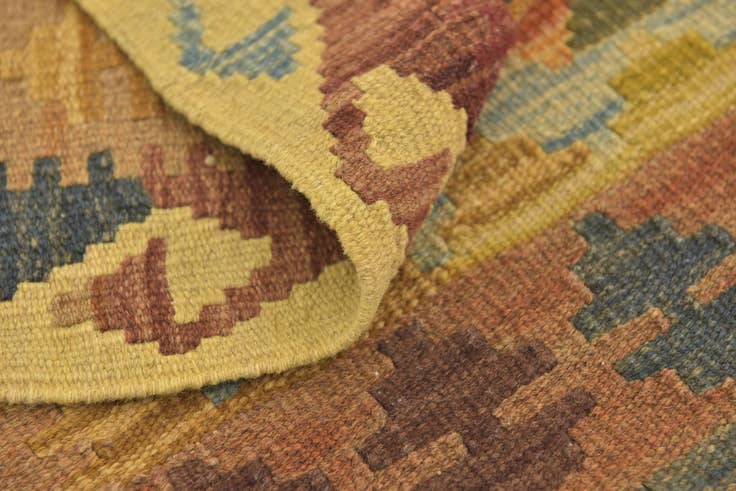 Detail image of 3' x 3' 6 Hand Woven Kilim Maymana Wool Square Rug