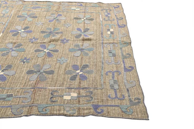 Detail image of 5' 5 x 5' 7 Hand Woven Kilim Suzani Wool Square Rug