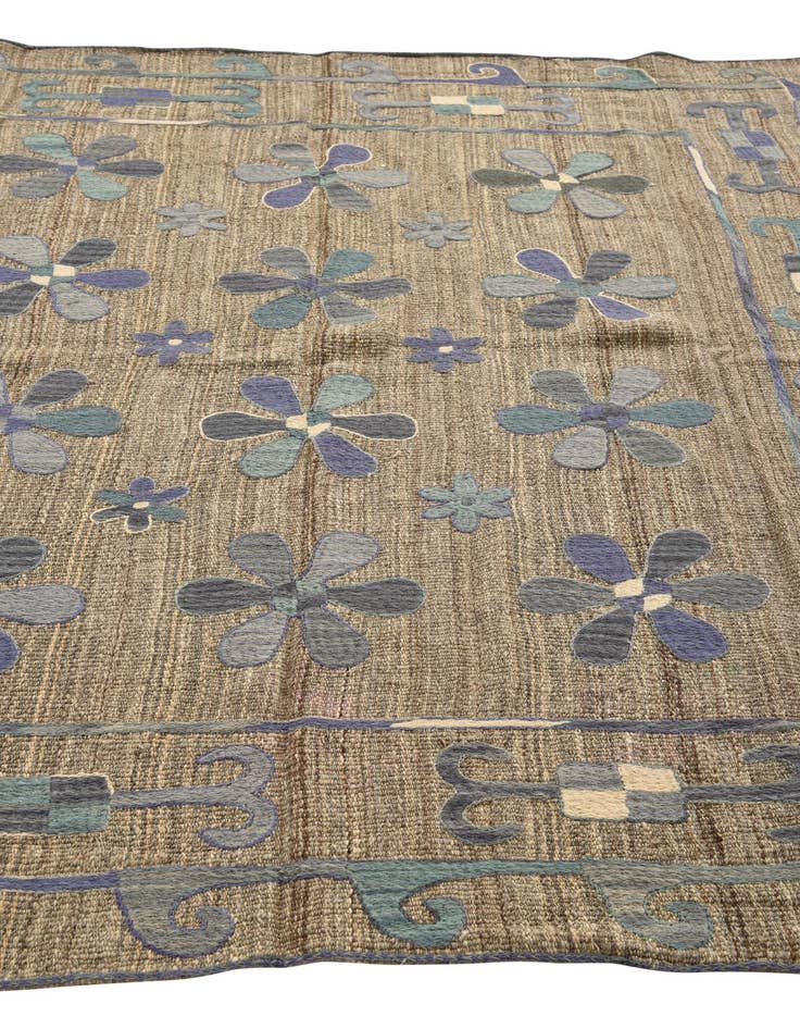 Detail image of 5' 5 x 5' 7 Hand Woven Kilim Suzani Wool Square Rug