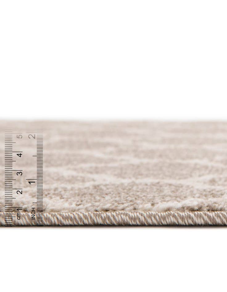 Detail image of 6' x 6' Lattice Square Rug