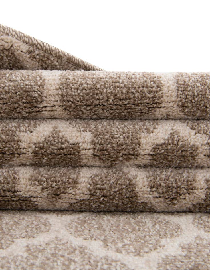 Detail image of 6' x 6' Lattice Square Rug