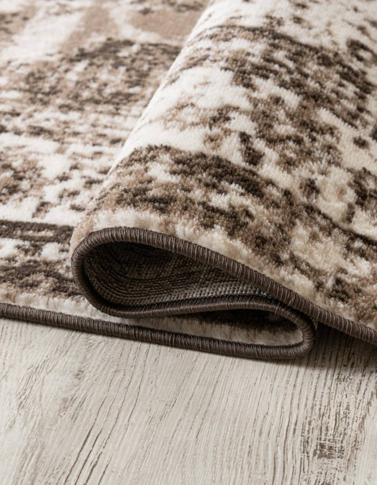 Detail image of 7' 10 x 7' 10 Monaco Square Rug