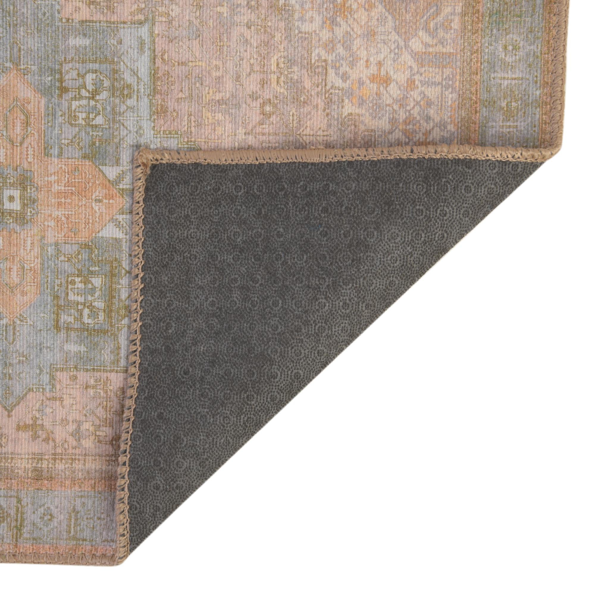7' 6 x 7' 6 Washable Timeless Square Rug