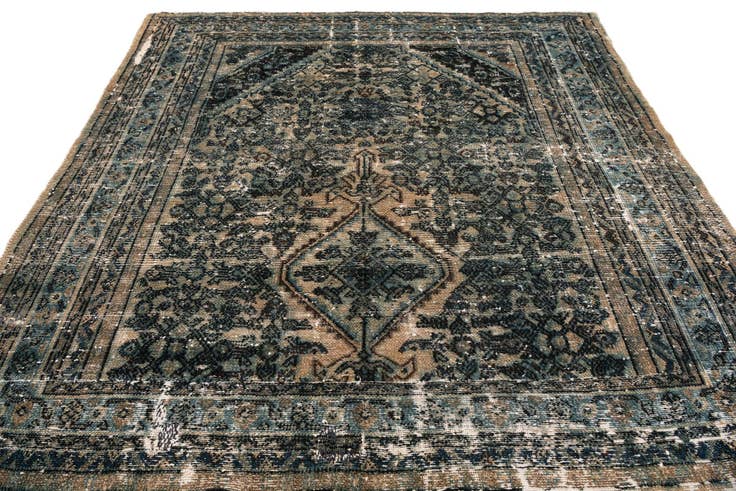 Detail image of 6' 10 x 6' 10 Hand Knotted Ultra Vintage Persian Wool Square Rug