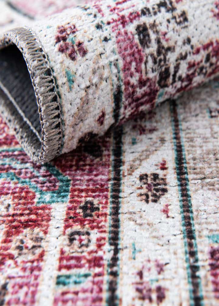 7' 10 x 10' Washable Yara Rug