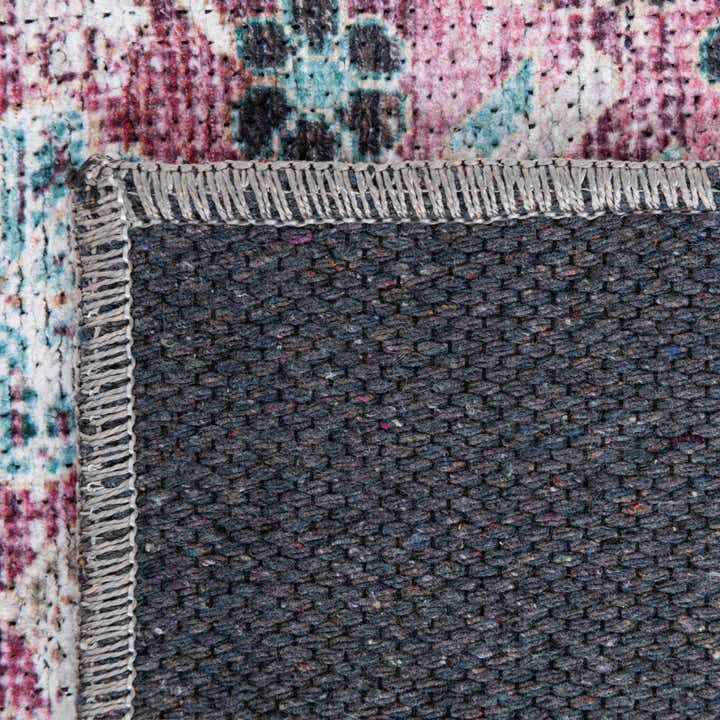 7' 10 x 10' Washable Yara Rug