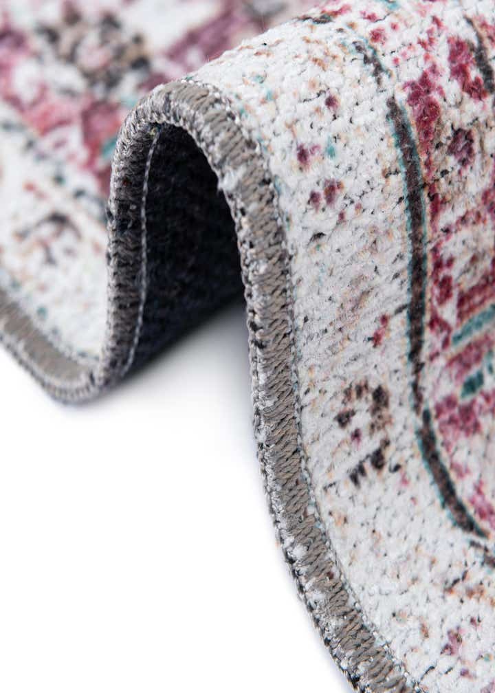 7' 10 x 10' Washable Yara Rug