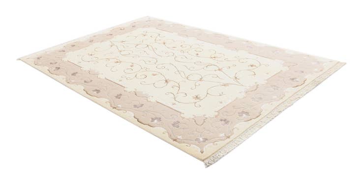 Detail image of 5' 7 x 7' 10 Hand Knotted Darya Wool Rug
