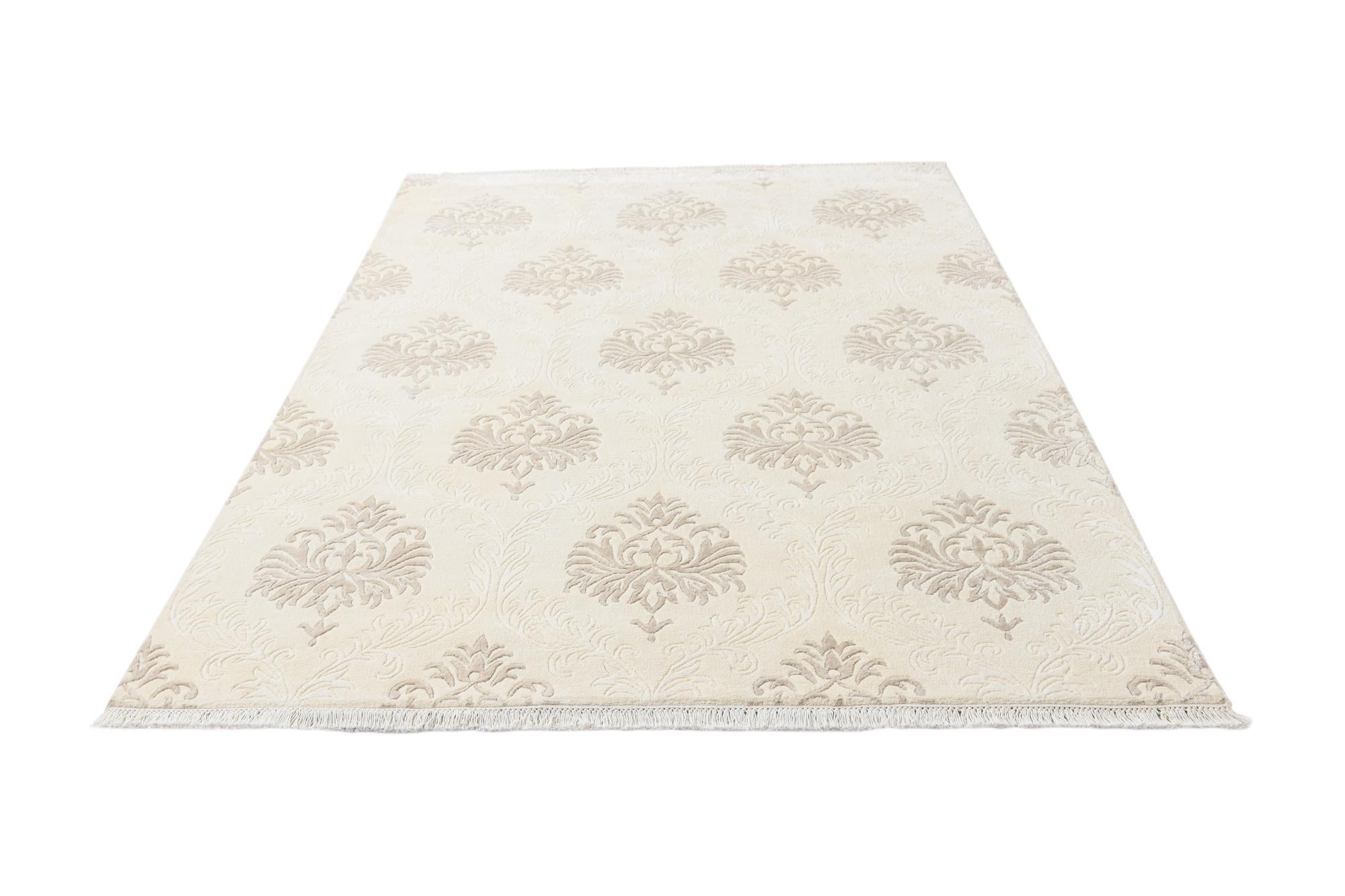 5' 7 x 8' 1 Hand Knotted Darya Wool Rug