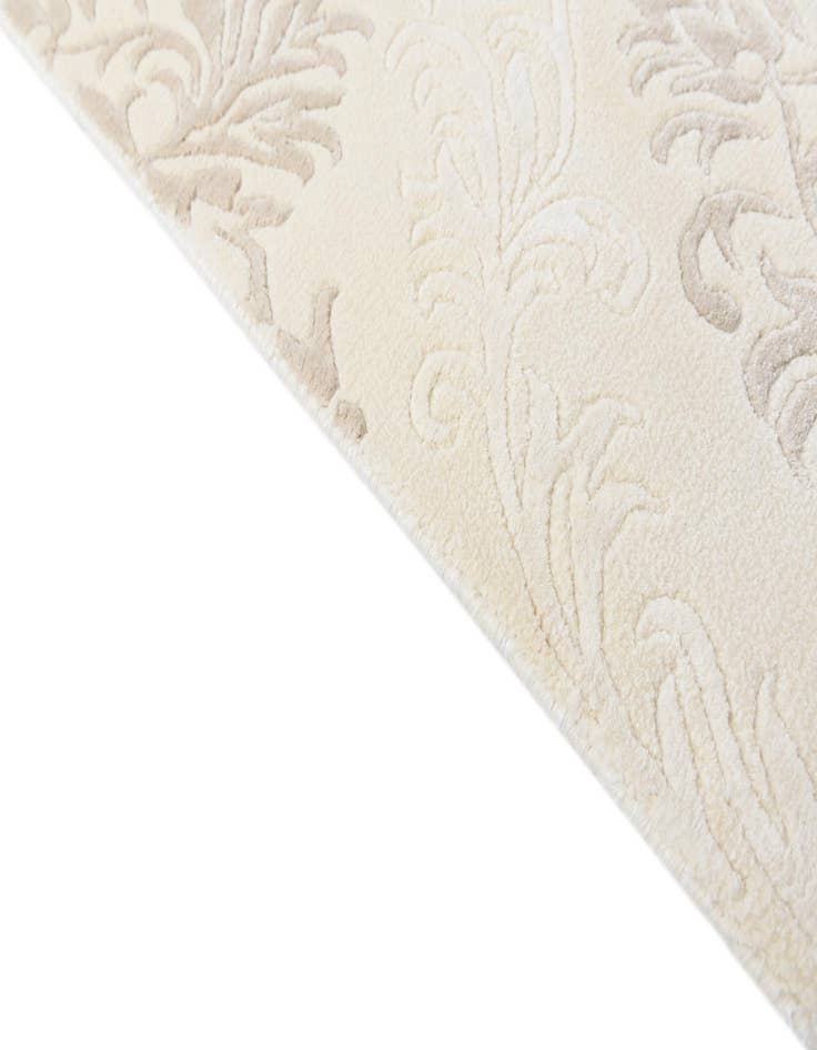 Detail image of 5' 7 x 8' 1  Hand Knotted Darya Wool Rug