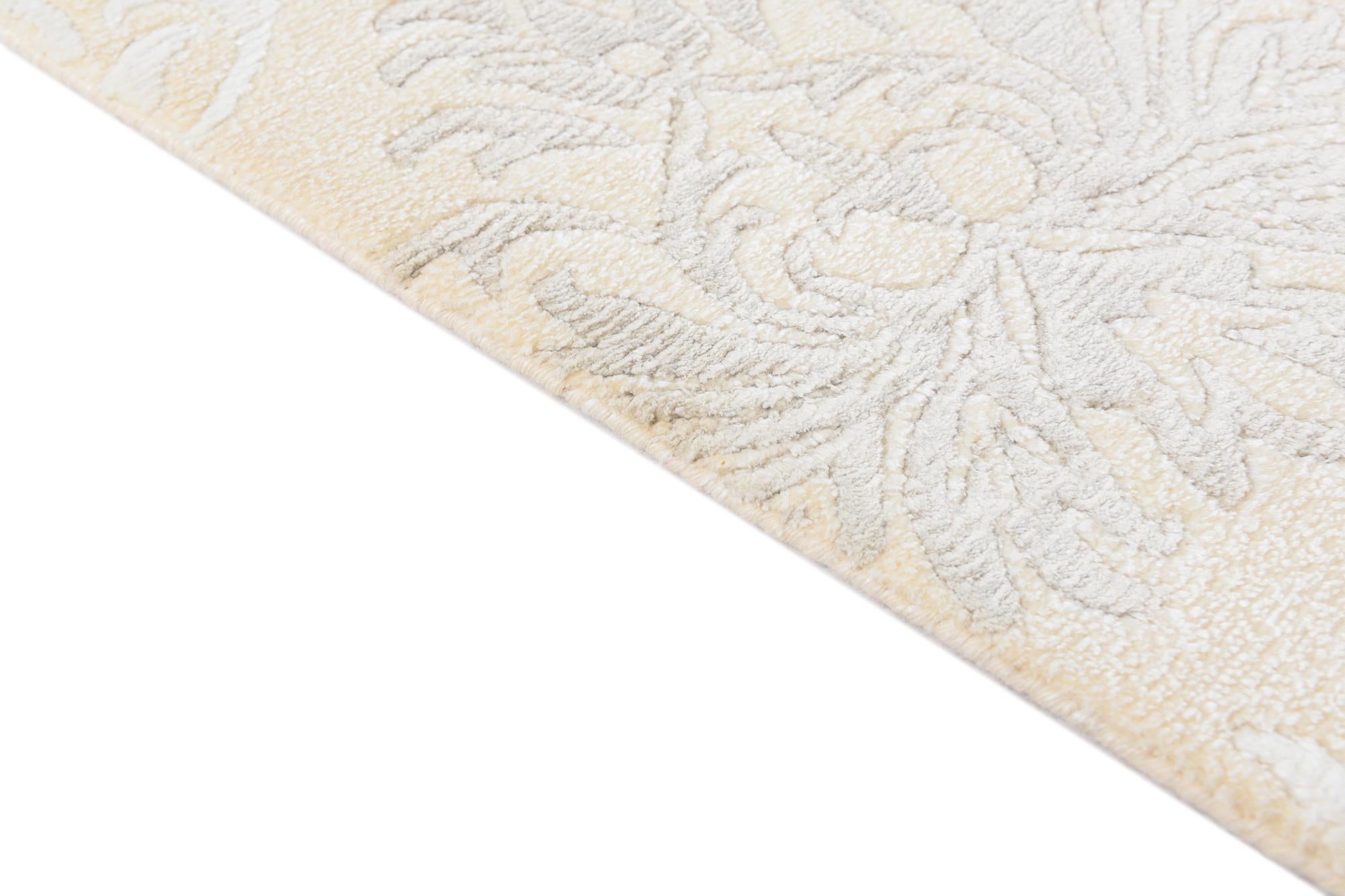 2' 7 x 4' 11 Hand Knotted Darya Wool Rug