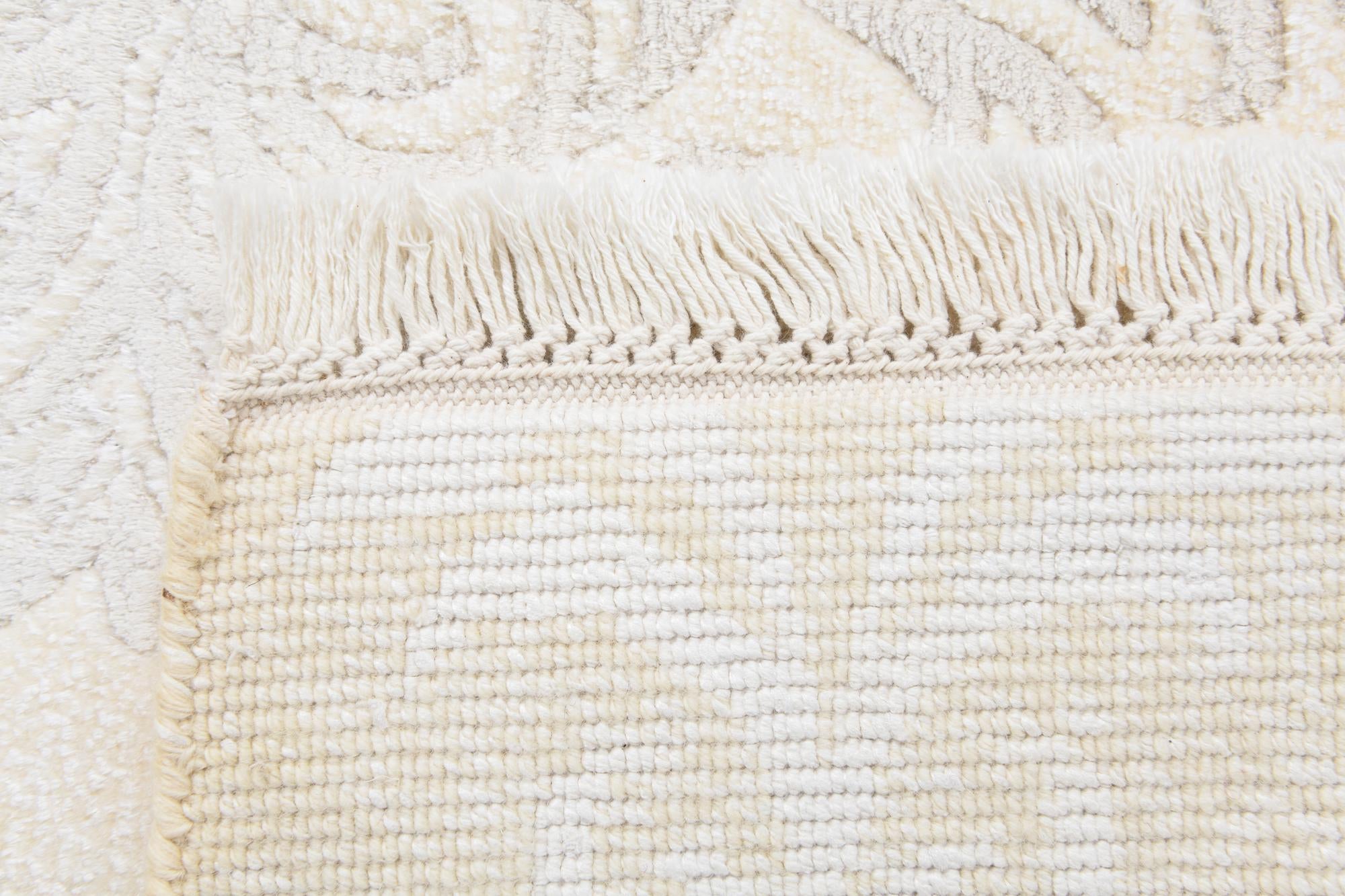 2' 7 x 4' 11 Hand Knotted Darya Wool Rug