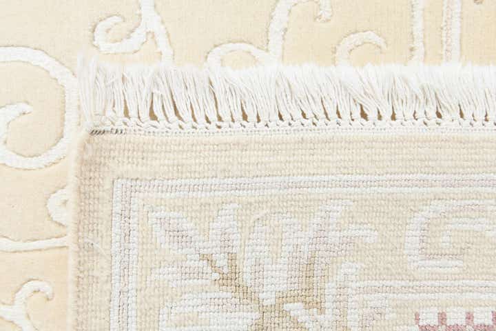 6' 2 x 8' Hand Knotted Darya Wool Rug