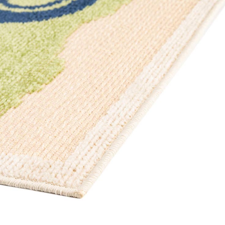 Detail image of 5' 3 x 7' 7 Easy-Clean Indoor / Outdoor Rug