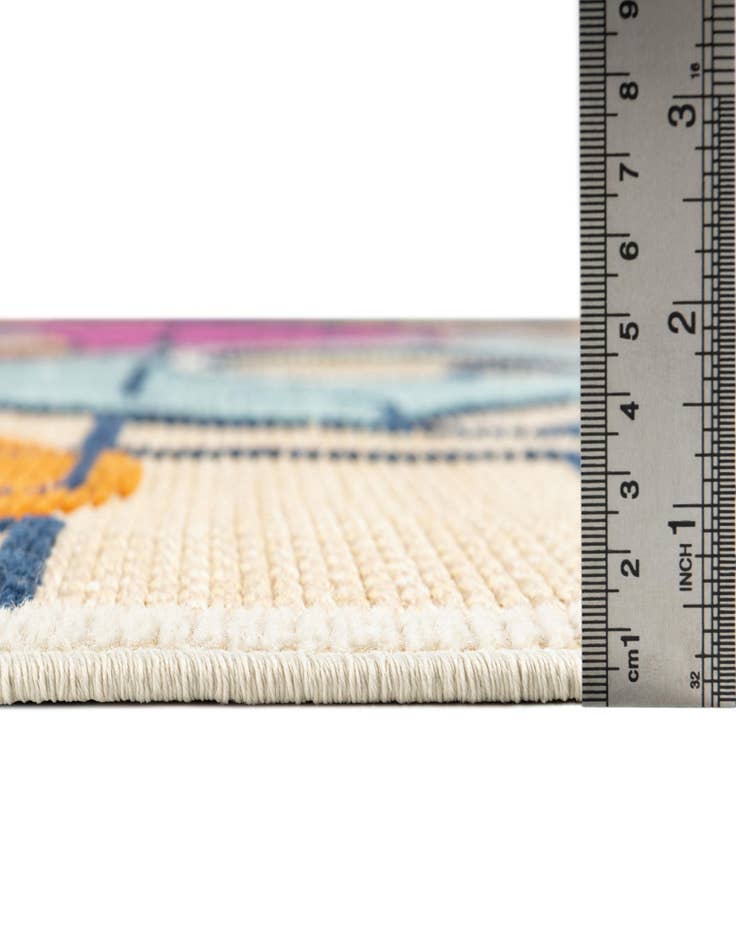 Detail image of 5' 3 x 7' 7  Washable  Indoor / Outdoor Rug