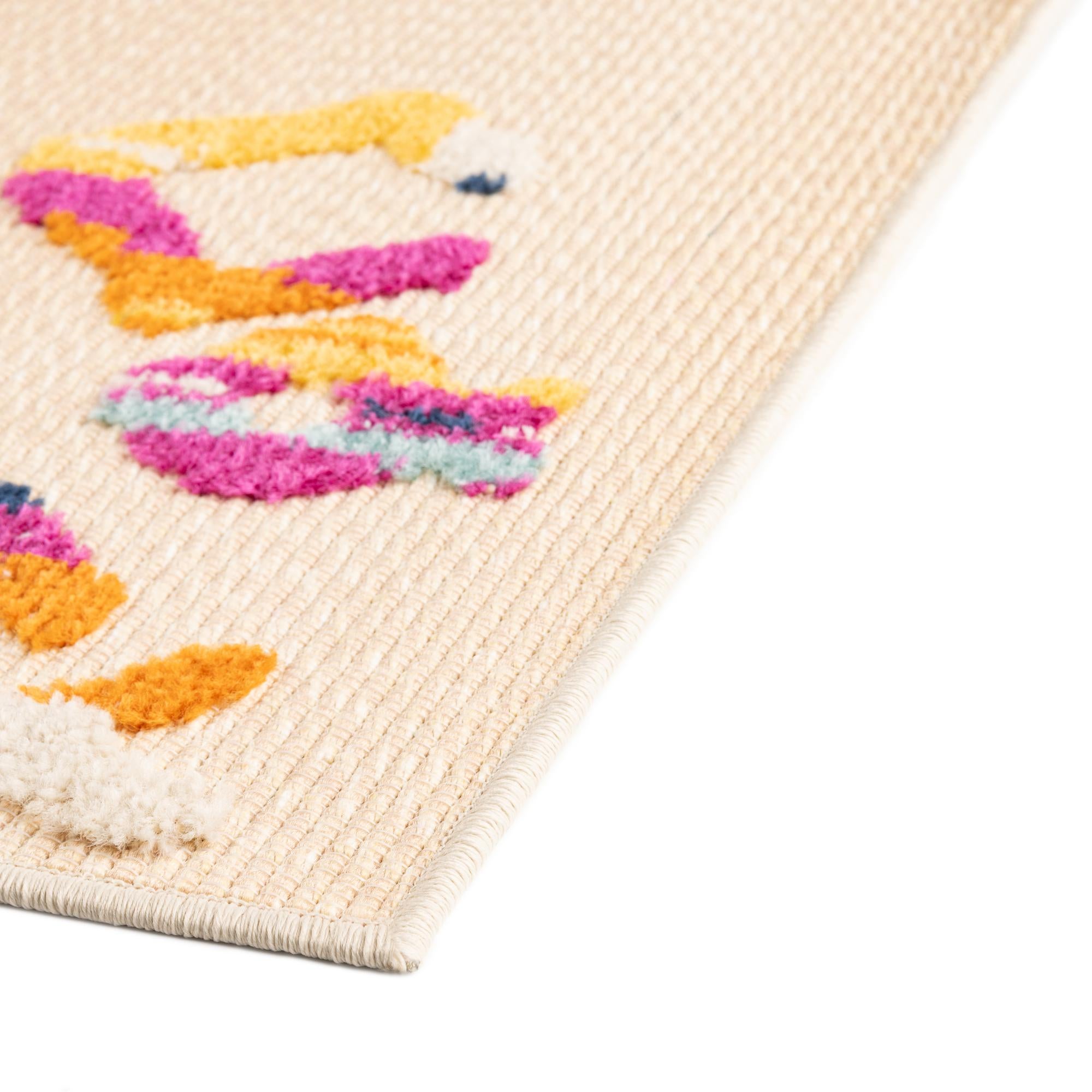5' 3 x 7' 7 Easy-Clean Indoor / Outdoor Rug