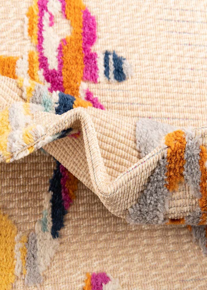 5' 3 x 7' 7 Easy-Clean Indoor / Outdoor Rug