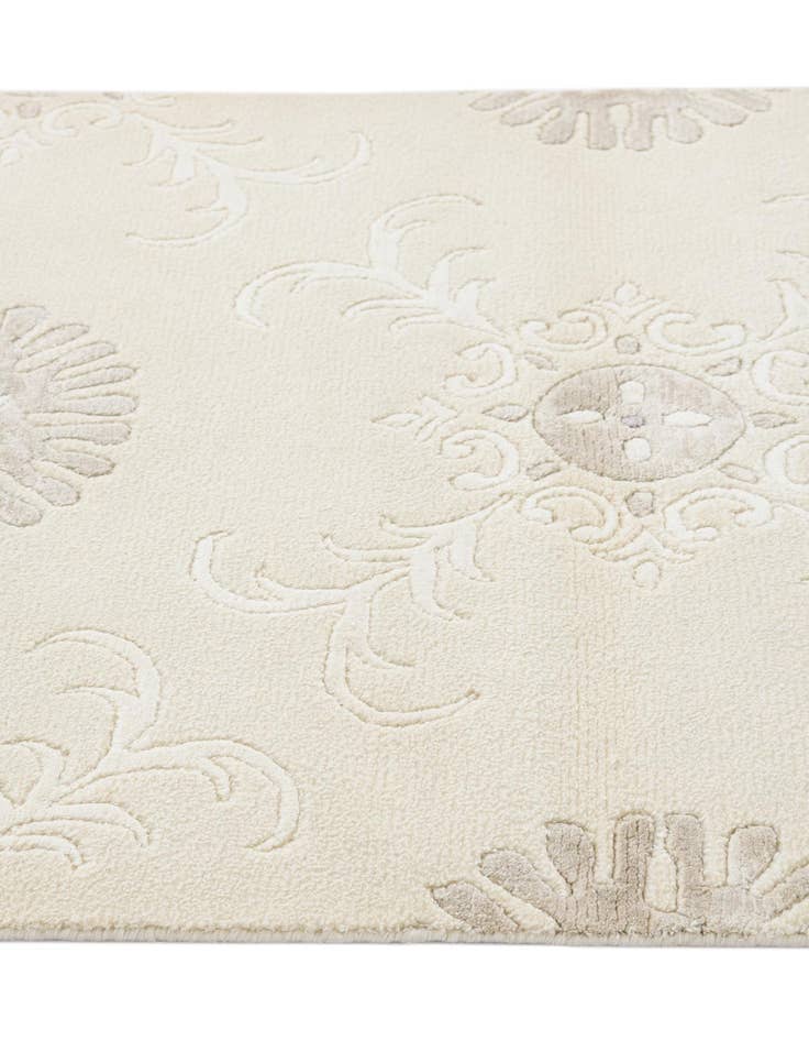 Detail image of 2' 7 x 9' 7 Hand Knotted Darya Wool Runner Rug
