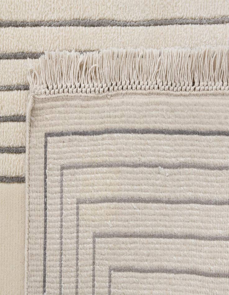 Detail image of 2' 8 x 13' 3  Hand Knotted Darya Wool Runner Rug