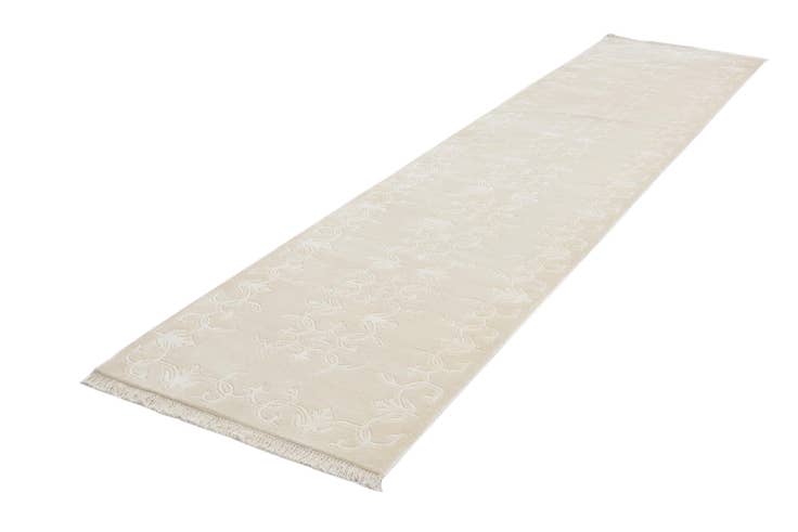 Detail image of 2' 7 x 13' Hand Knotted Darya Wool Runner Rug