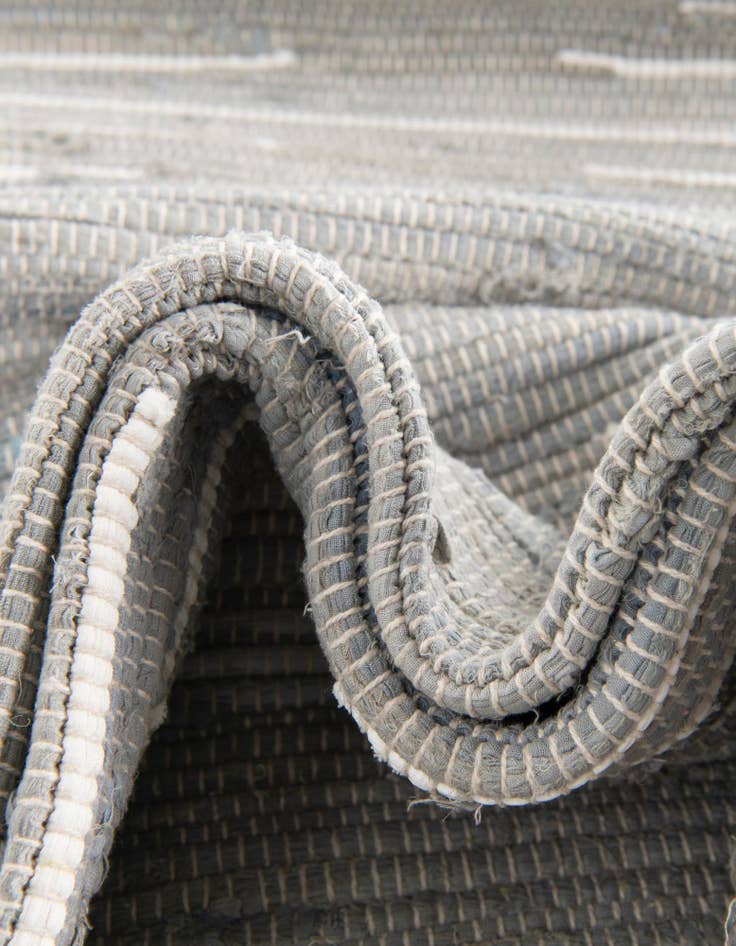 Detail image of 2' 2 x 3' 7 Hand Woven Chindi Cotton Hearth Rug