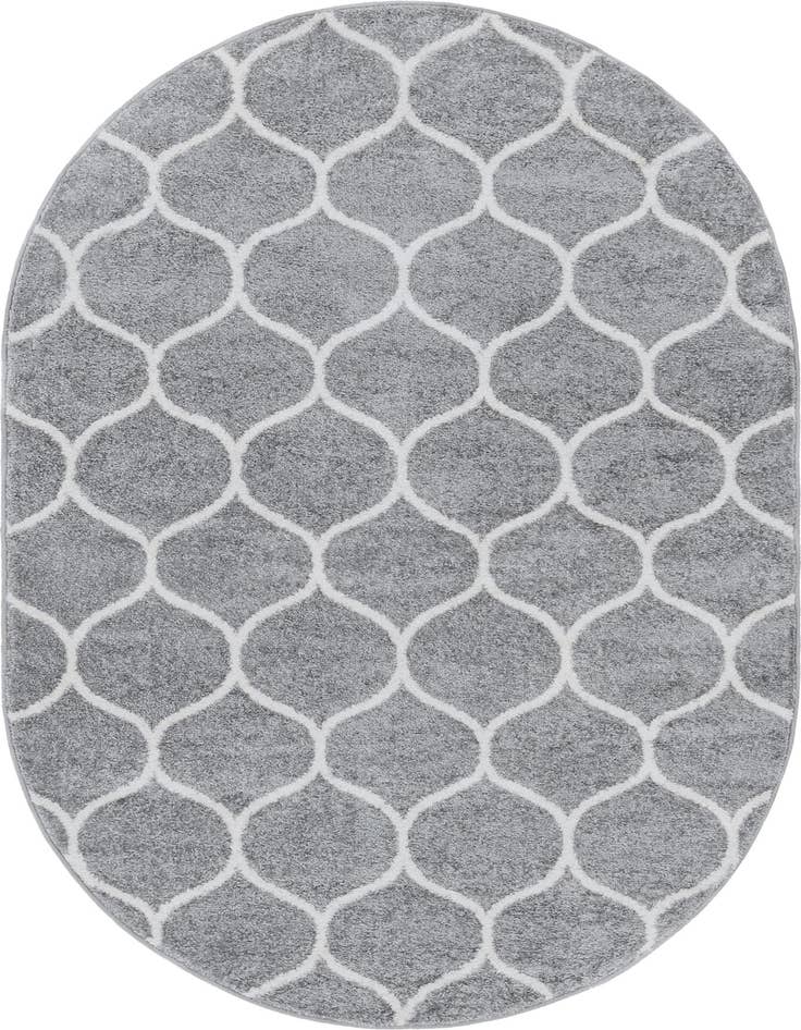 Detail image of 4' x 6' Lattice Frieze Oval Rug
