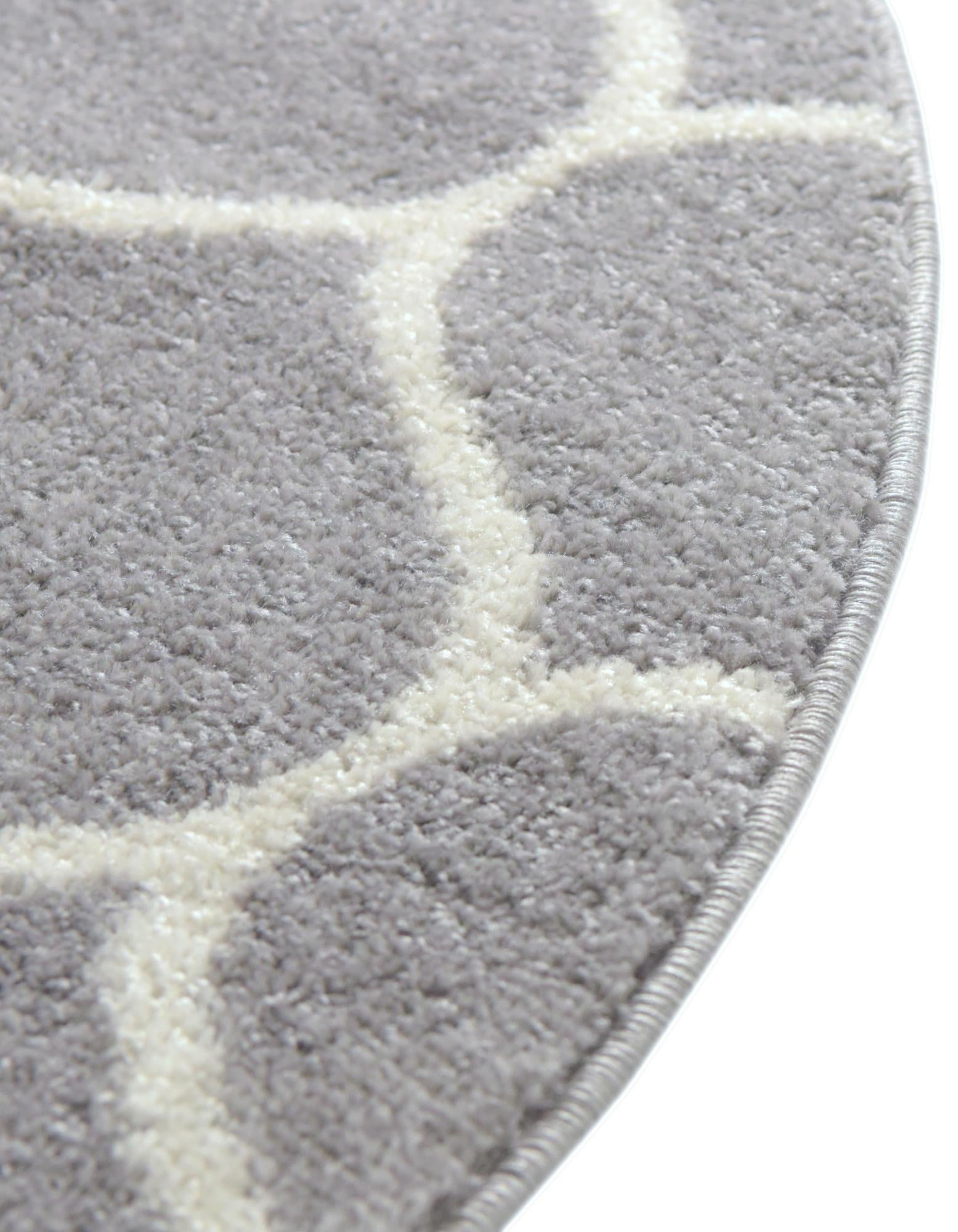 7' 10 x 10' Lattice Frieze Oval Rug