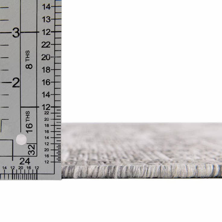 Detail image of 3' x 5' 3 Easy-Clean Aztec Indoor / Outdoor Oval Rug