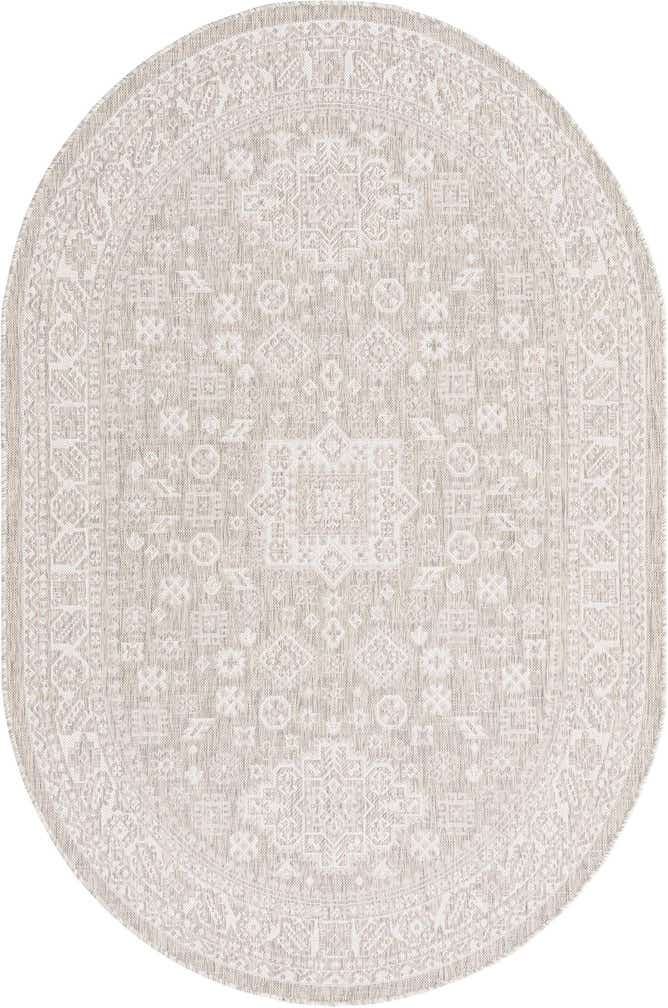 5' 3 x 8' Easy-Clean Aztec Indoor / Outdoor Oval Rug