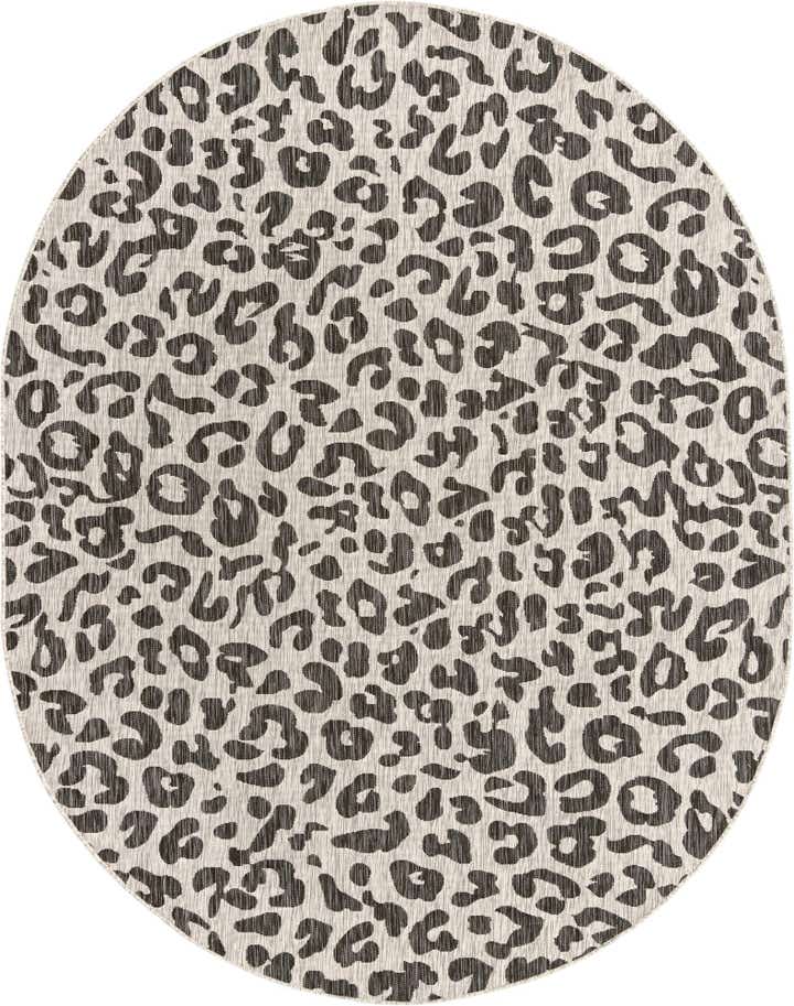 7' 10 x 10' Easy-Clean Safari Indoor / Outdoor Oval Rug