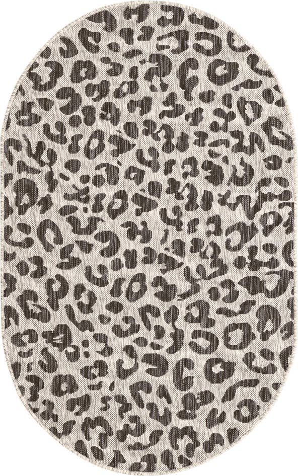 Detail image of 3' x 5' 3 Easy-Clean Safari Indoor / Outdoor Oval Rug