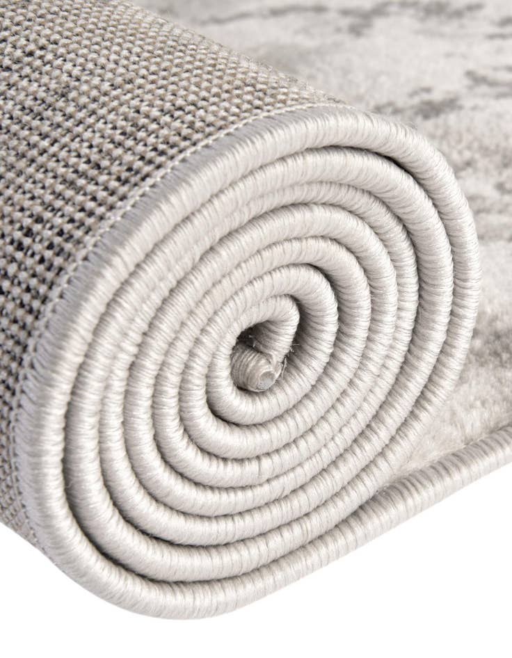 Detail image of 8' x 10' Sydney Oval Rug