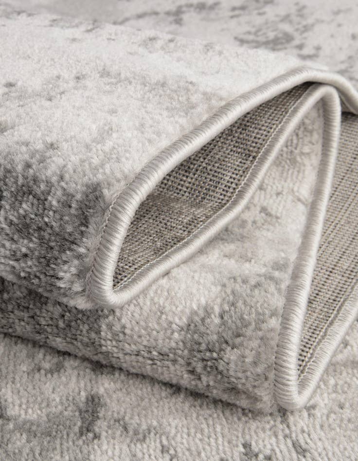 Detail image of 8' x 10' Sydney Oval Rug