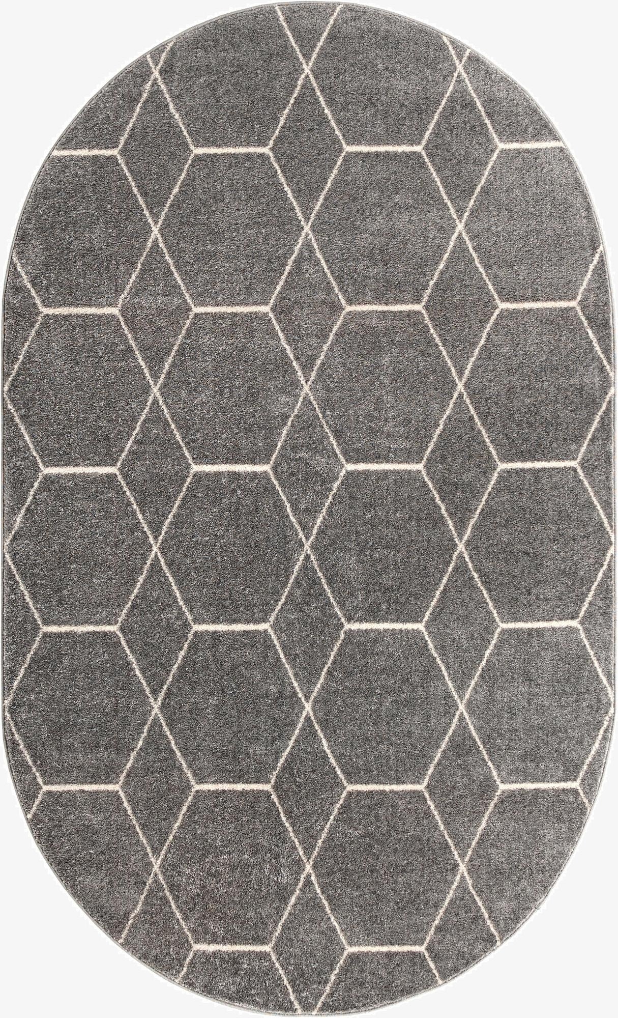 Primary image 3' x 5' 3 Trellis Frieze Oval Rug