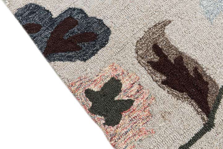4' 1 x 6' Agra Rug