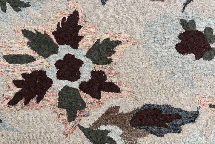 4' 1 x 6' Agra Rug