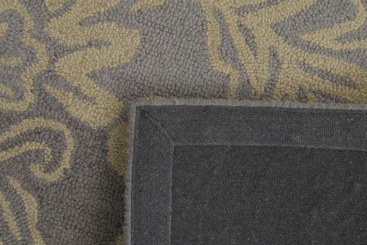 5' x 8' Agra Rug