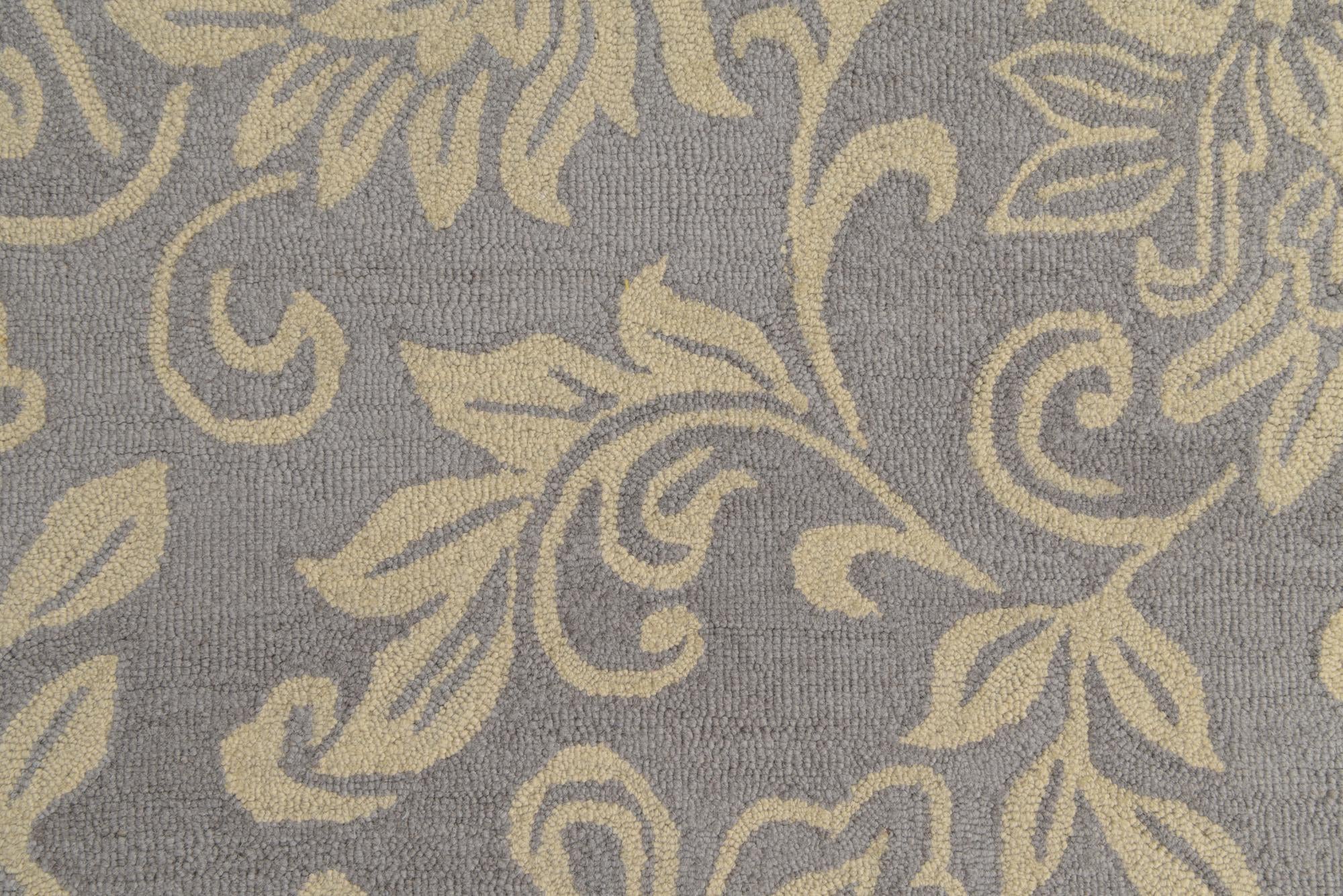 5' x 8' 1 Agra Wool Rug