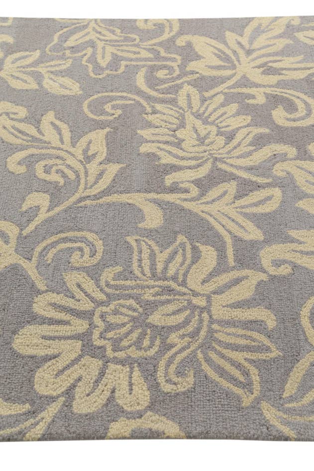 Detail image of 5' 1 x 8' 1 Agra Rug