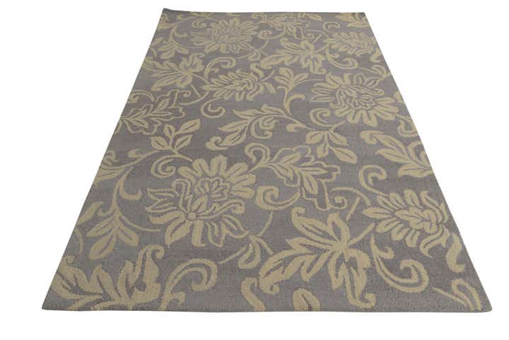 5' x 8' Agra Wool Rug