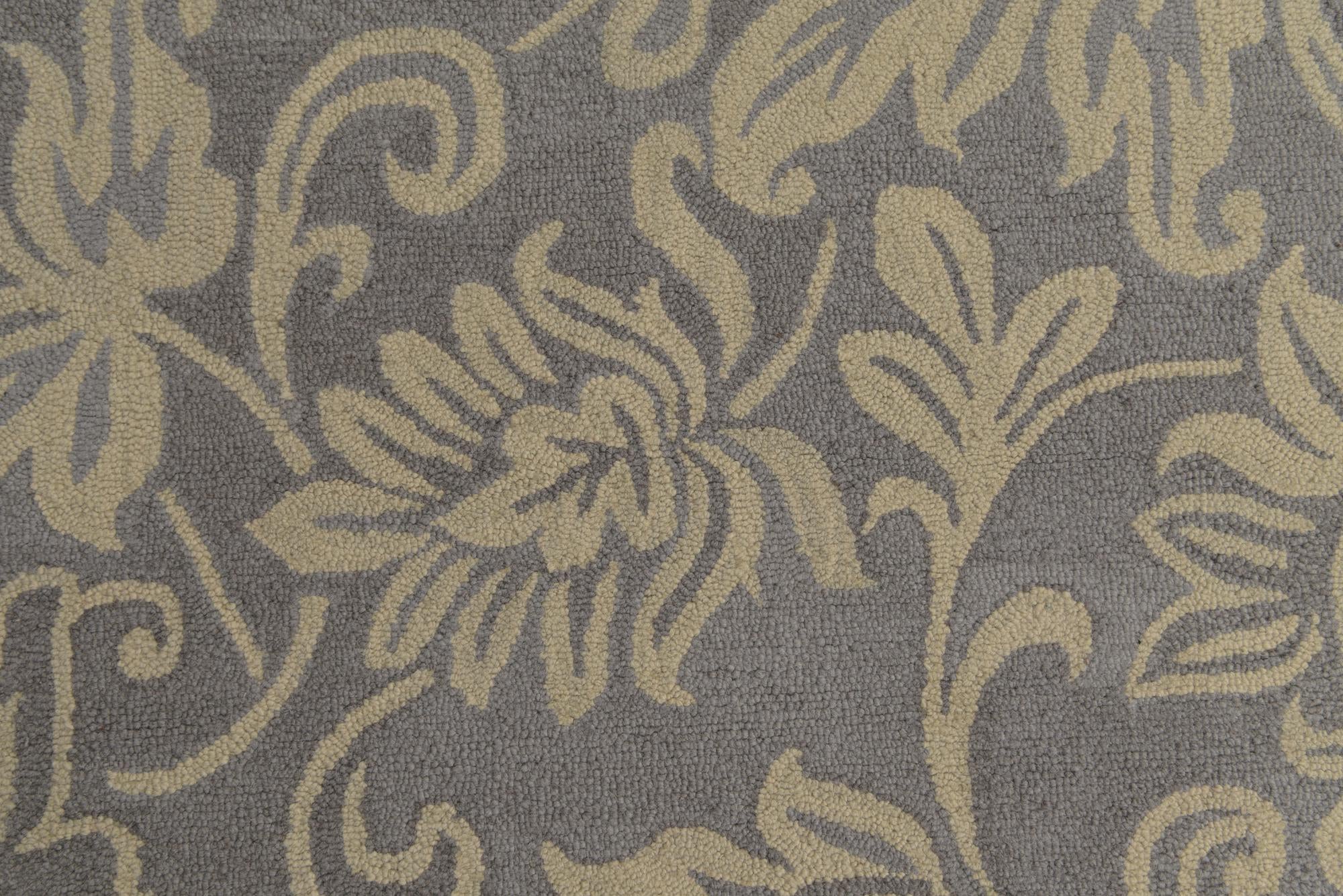 5' x 8' Agra Wool Rug