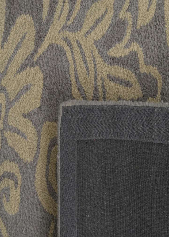 5' x 8' Agra Wool Rug