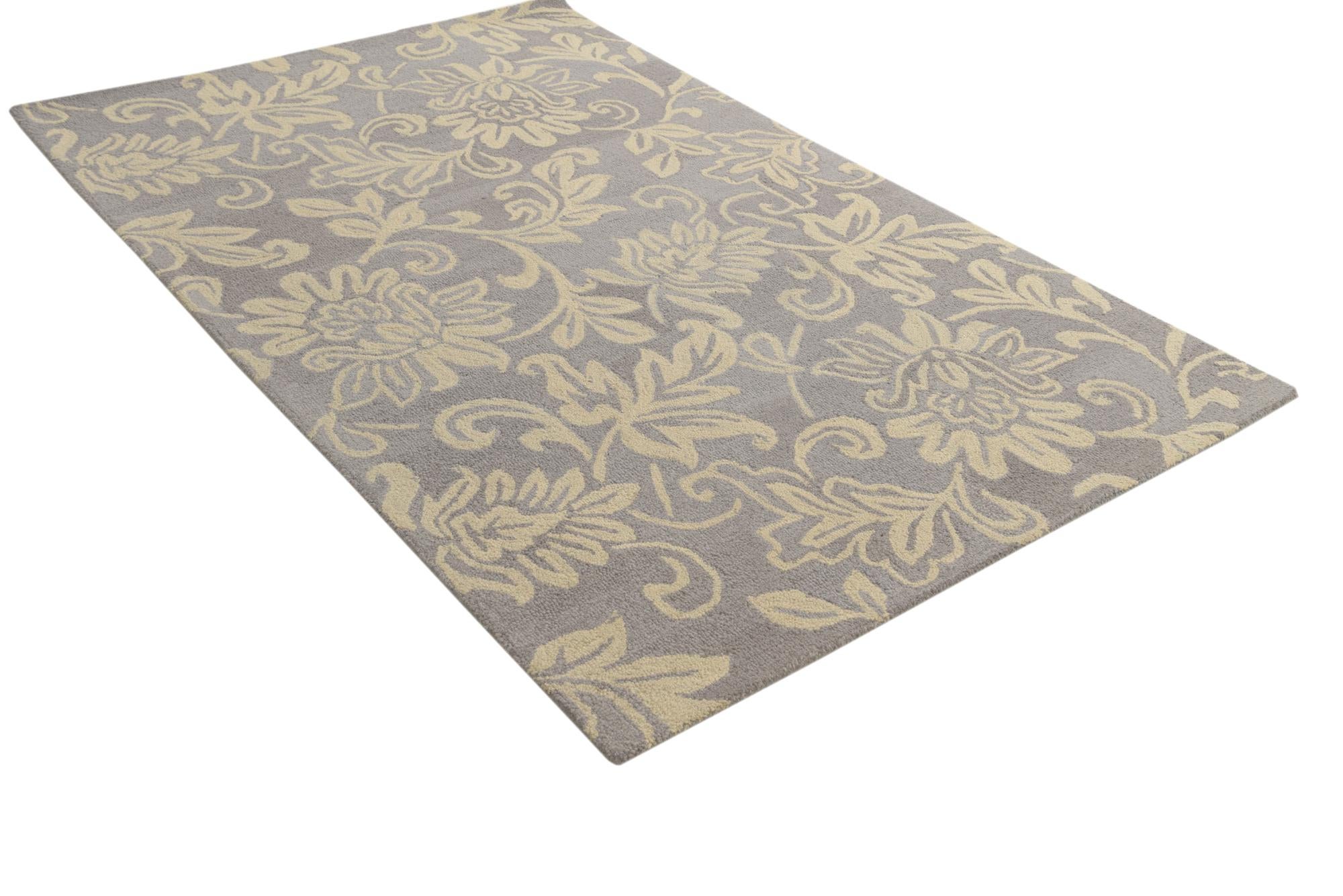 5' x 8' Agra Wool Rug